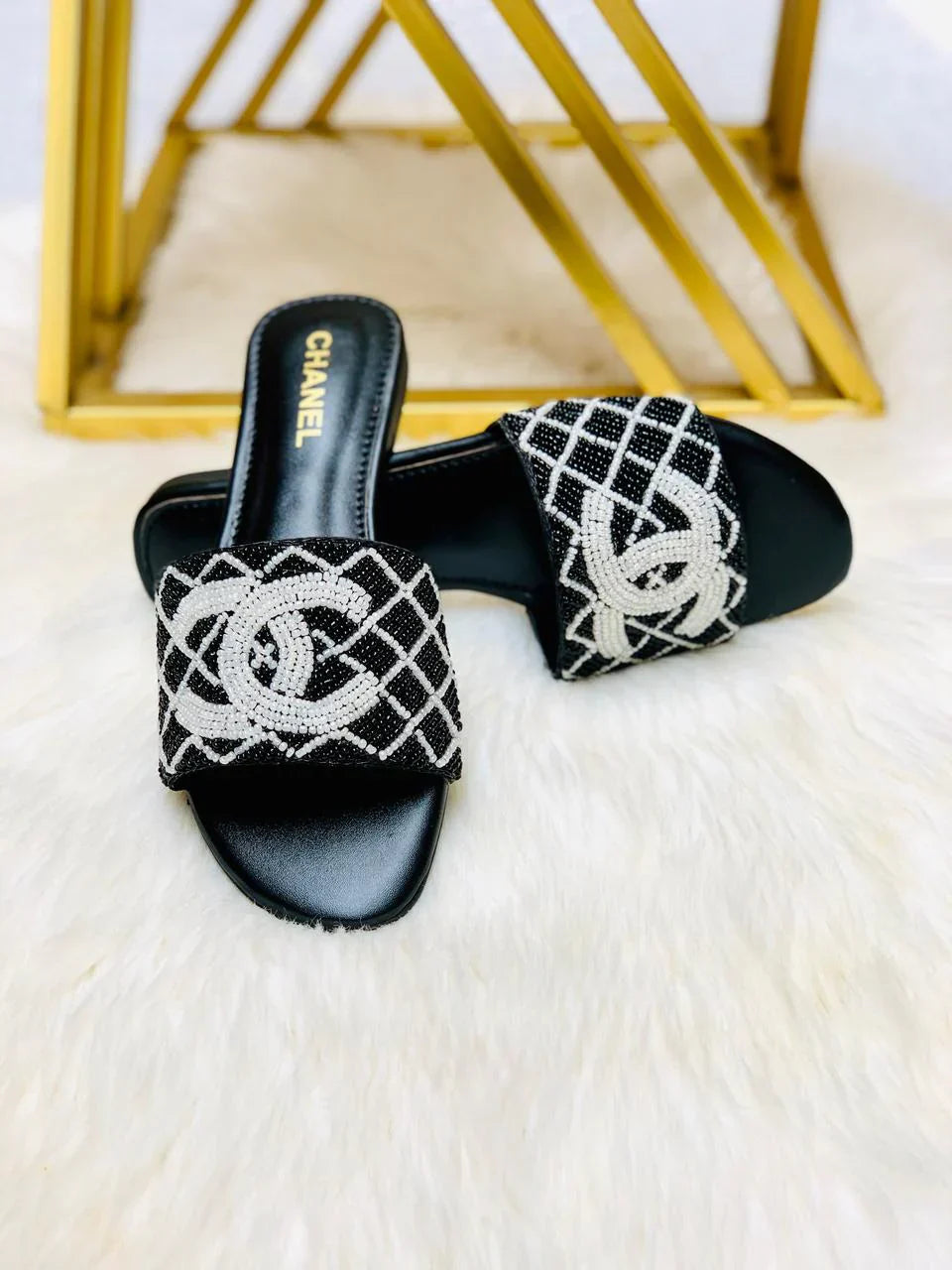 CHANEL OFFICIAL MODEL