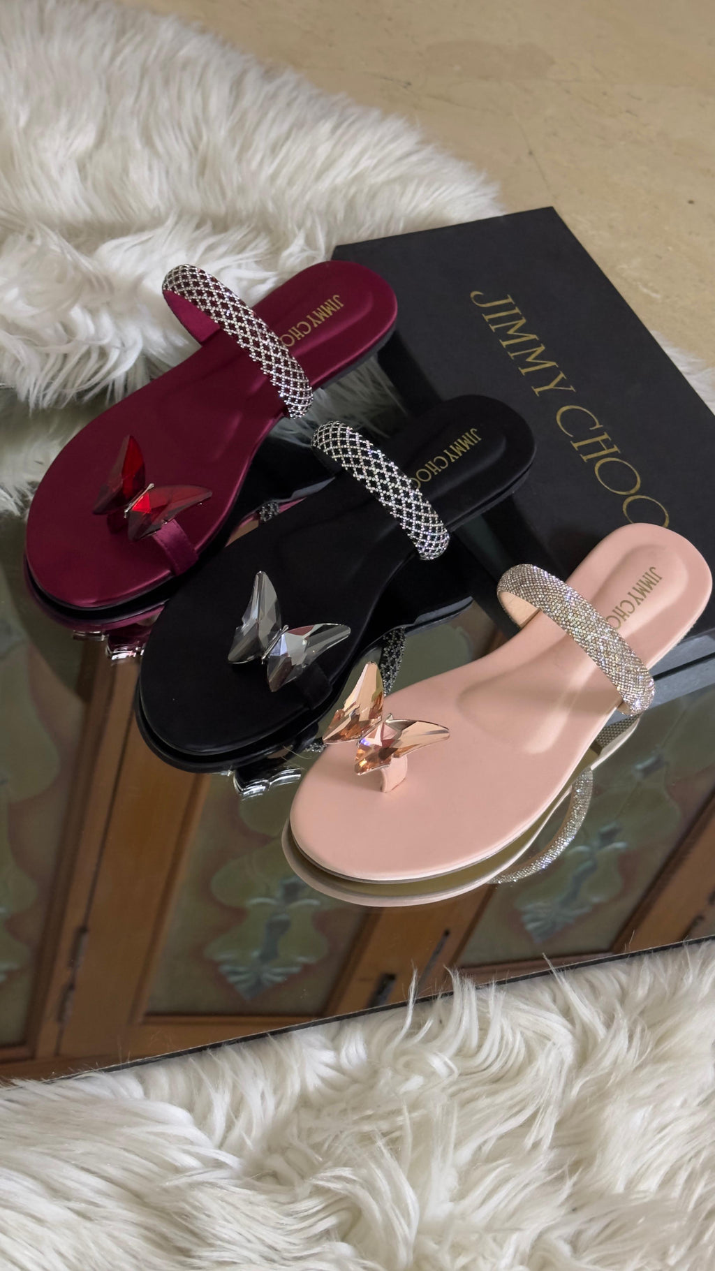 JIMMY CHOO (SLIPPERS)