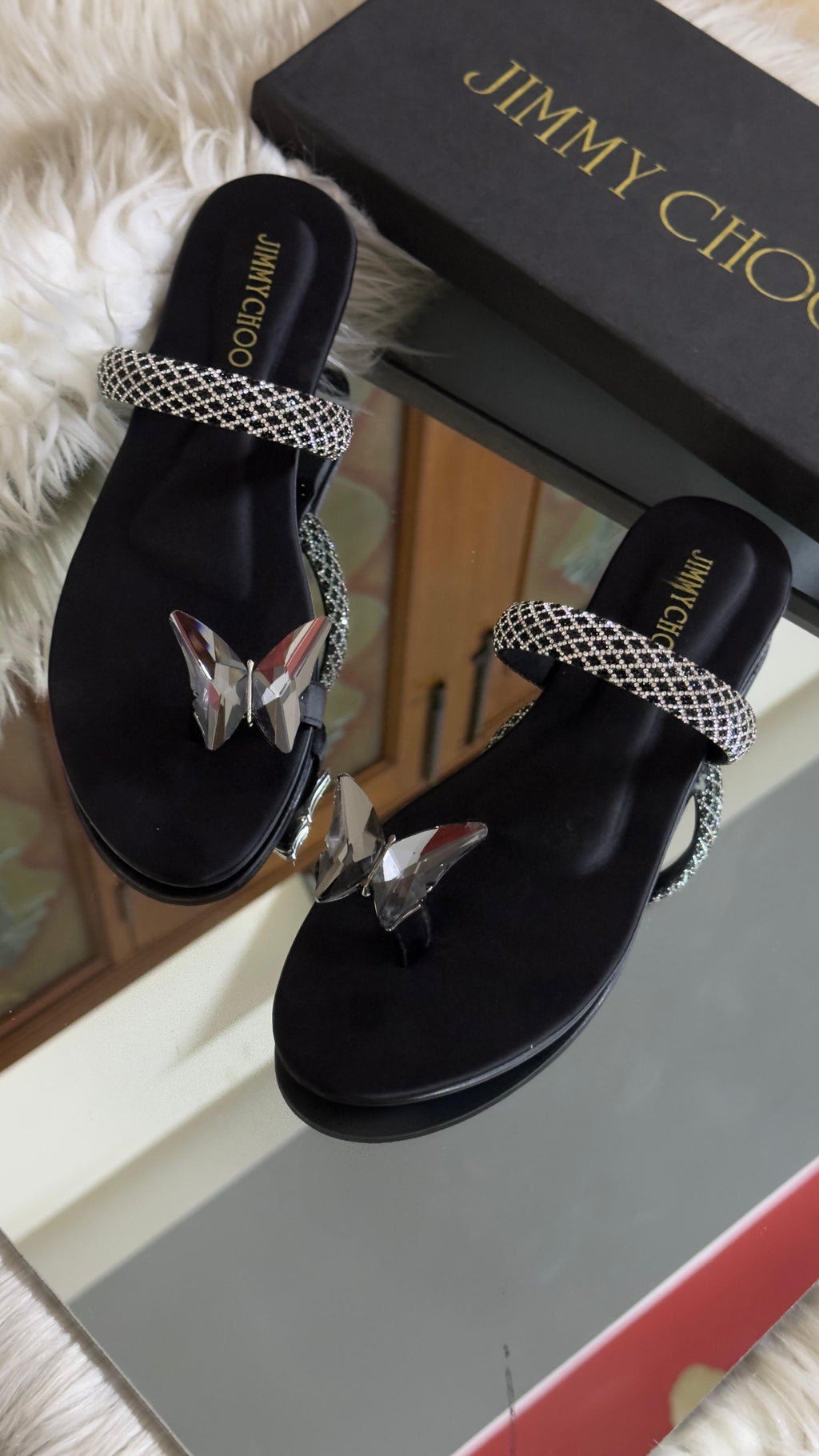 JIMMY CHOO (SLIPPERS)